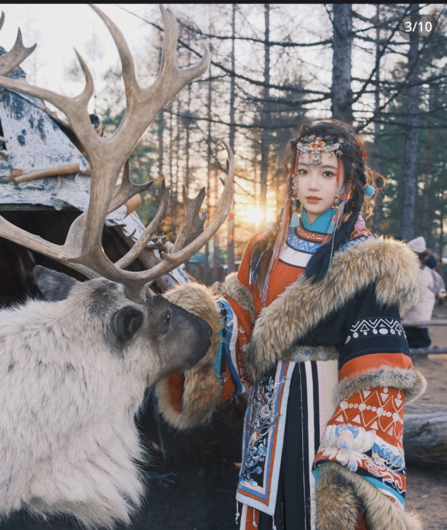 Traditional Chinese Hanfu costume photoshoot in snow